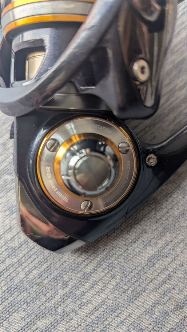 最終値下げ　 DAIWA　 CERTATE 2500R リール　ダイワ　リール