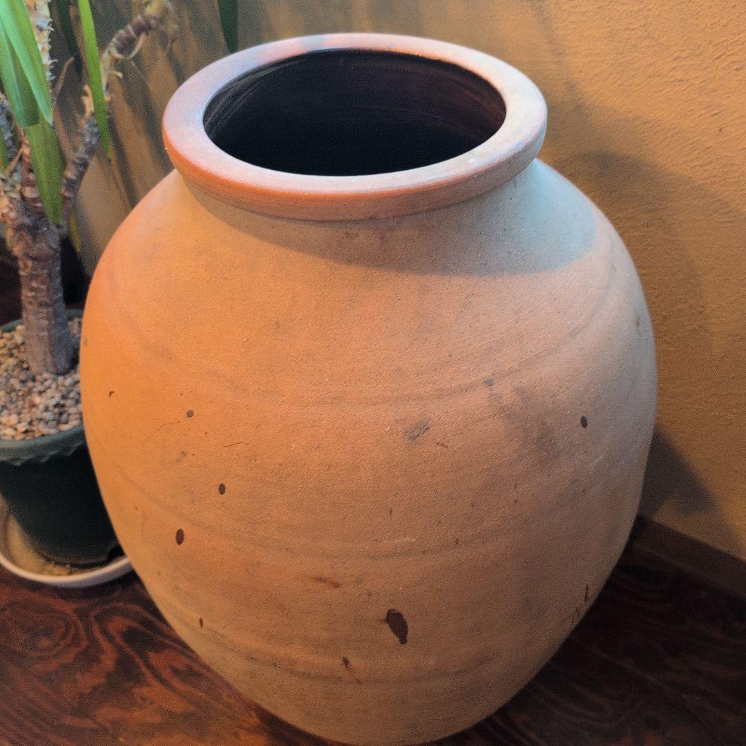 【貴重品】陶器の壺 縄文時代手書き模様 ベージュ