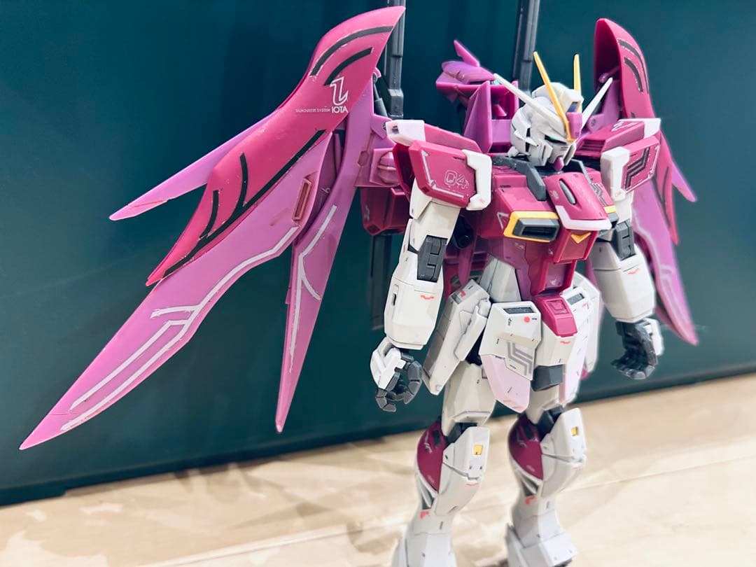 MG 全塗装完成品 デスティニーインパルスガンダムR リジェネス