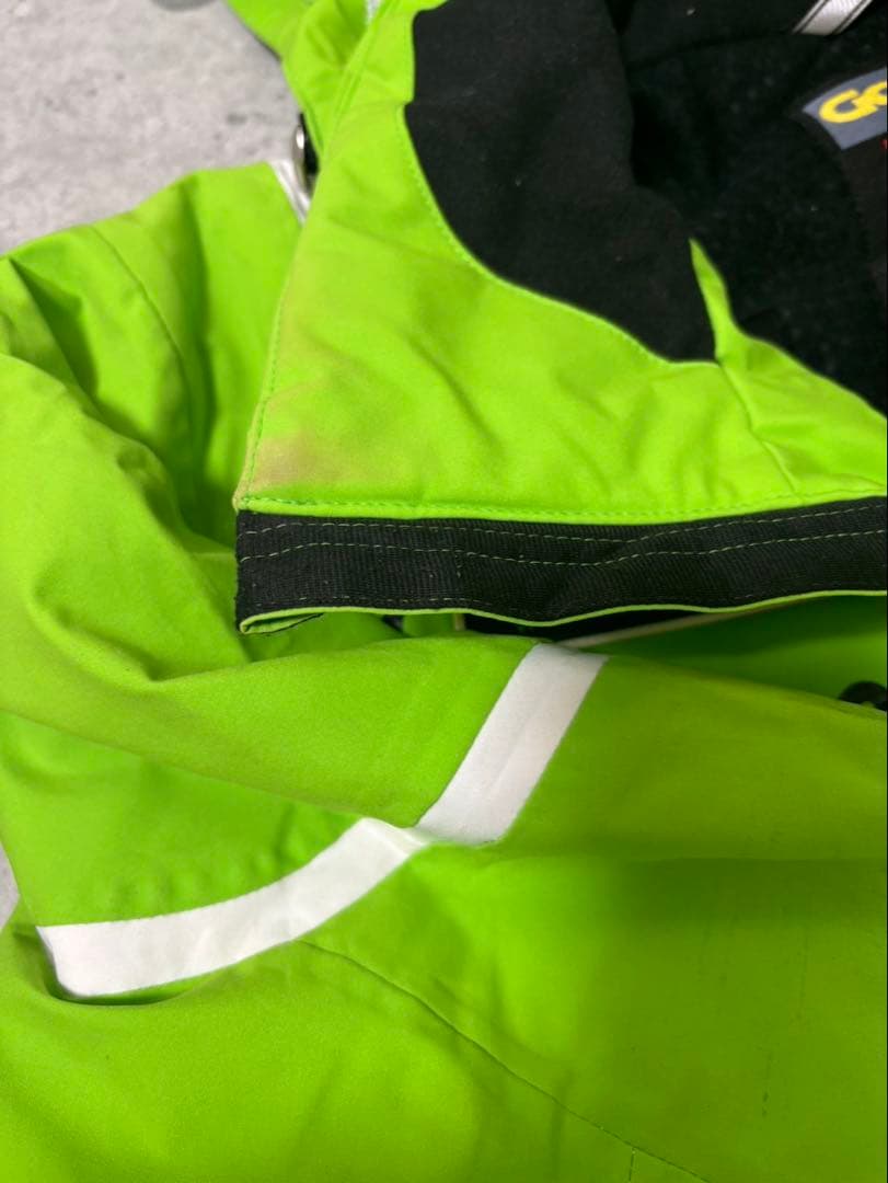 ゴールドウィン　セットアップ　スキーウェア　Sサイズ