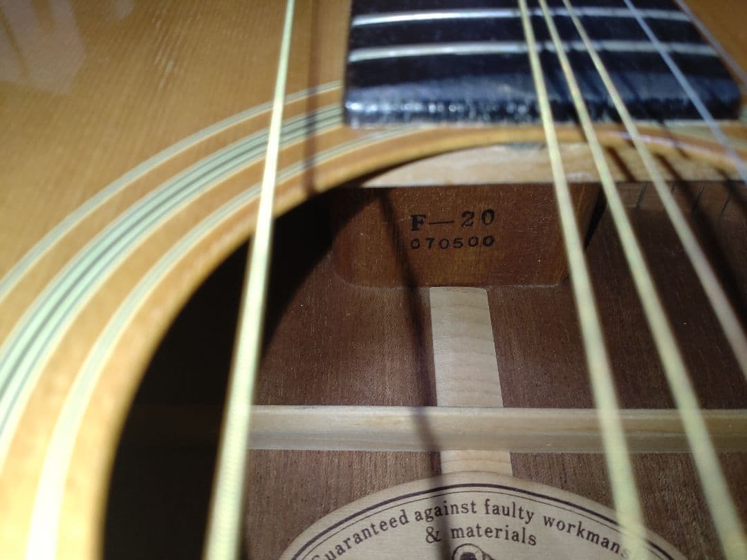 Morris F-20 アコースティックギター ハードケース付き