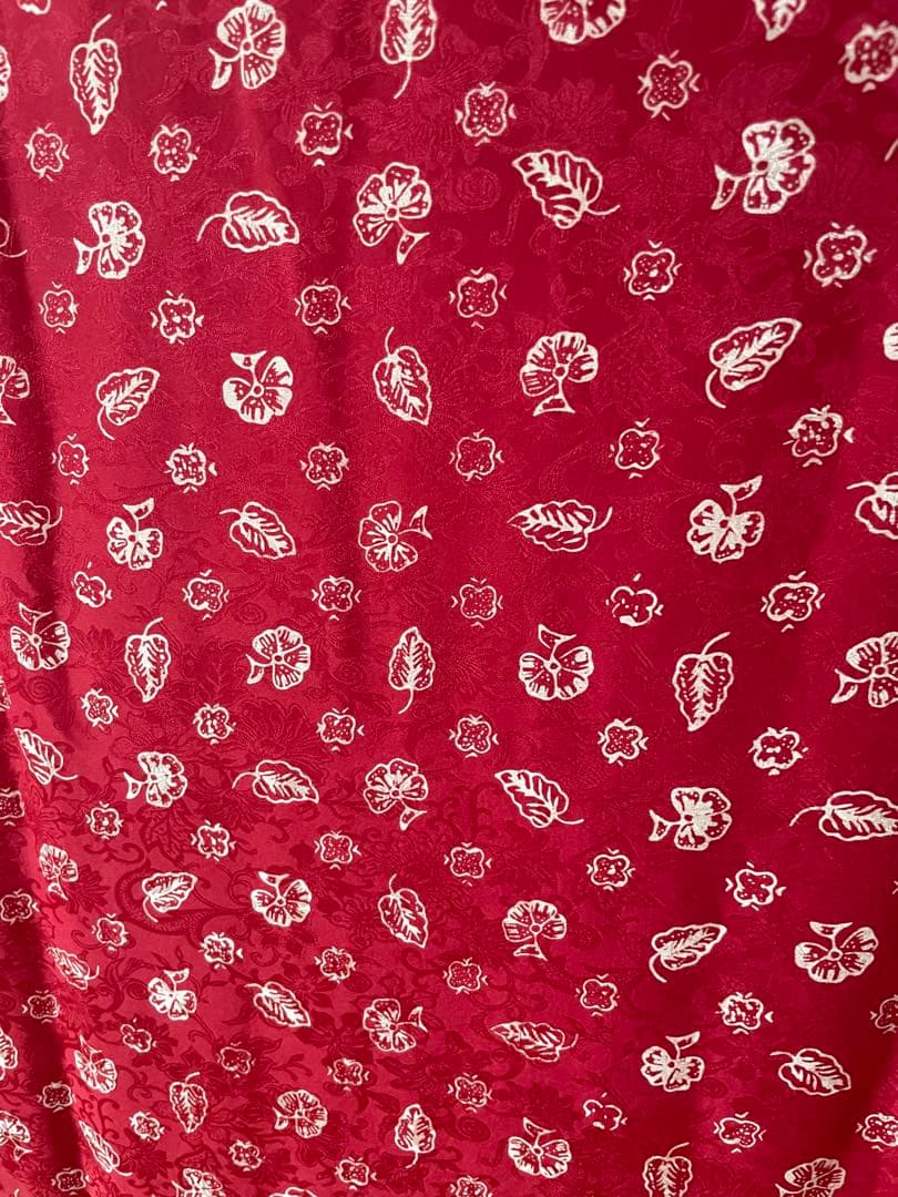 手描きシルクバティック　フラワー　赤