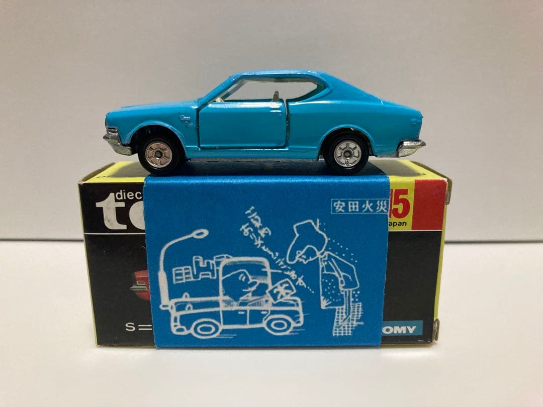 トミカ　日本製　ニュー　コロナ　1700 安田火災　シール付き　希少