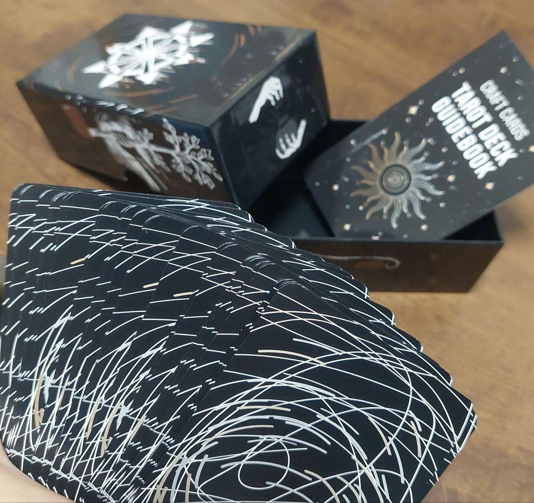 新品　漆黒の金箔エッジ 怖くて優しいタロットカード 全78枚 ブラックナイト