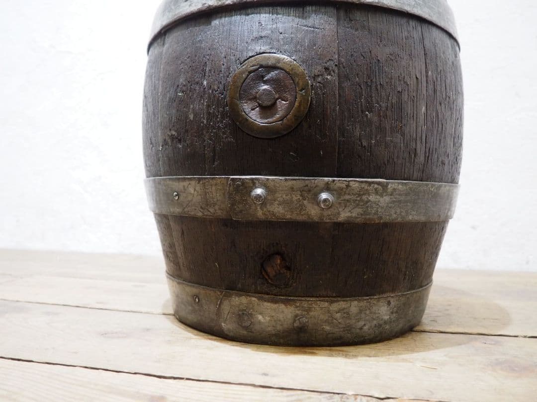 1142 ヴィンテージ　古い木樽のオブジェ　椅子　スツール　レトロ　アンティーク