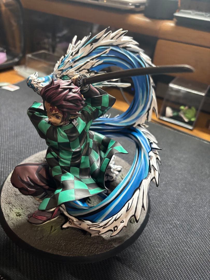 ANIPLEX+ 竈門炭治郎　全集中彩色Ver. 鬼滅の刃 1/8フィギュア