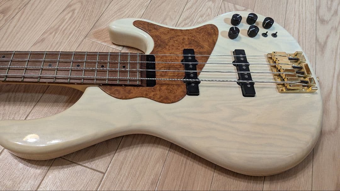 [Black Frida特値y] STR CS449 エレキベース