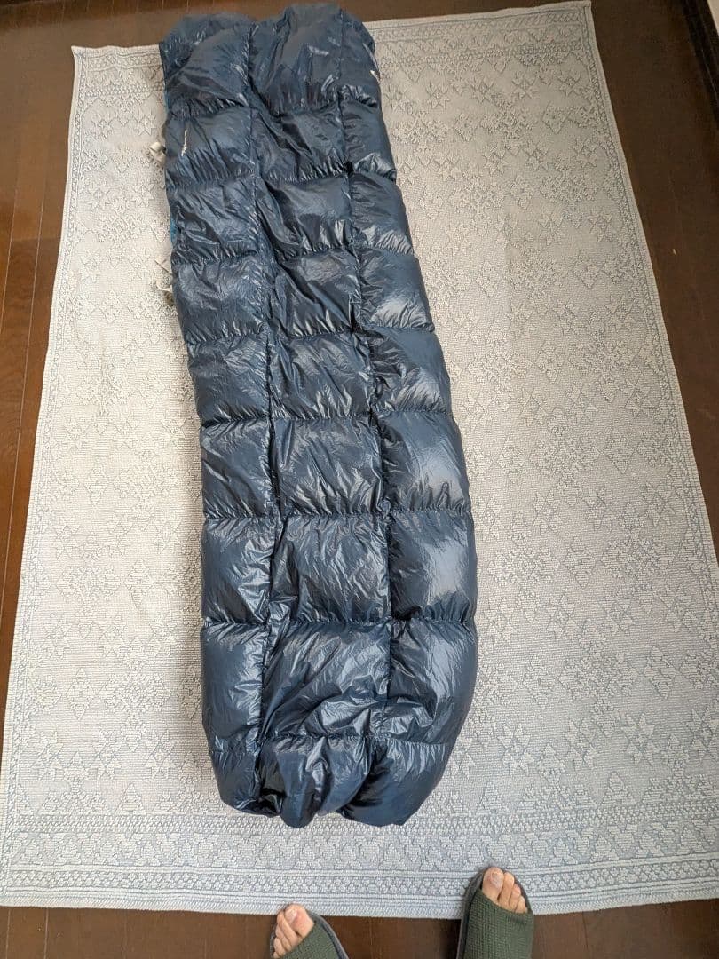 【美品】2023年製 モンベル EX800 ダウン スリーピングラップ ロング