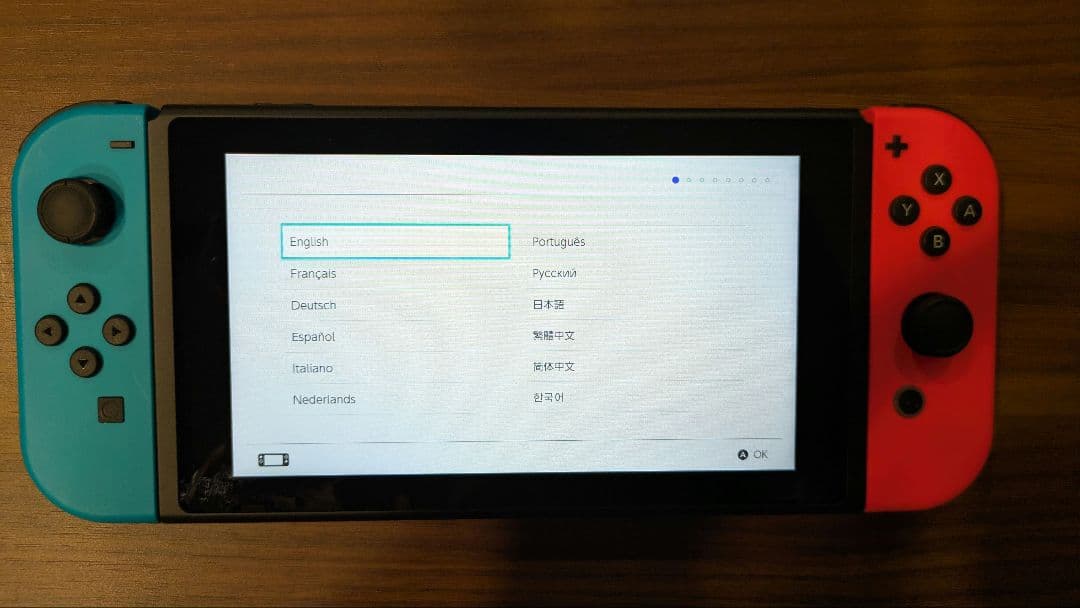 d*7様 Nintendo Switch 本体（傷あり）