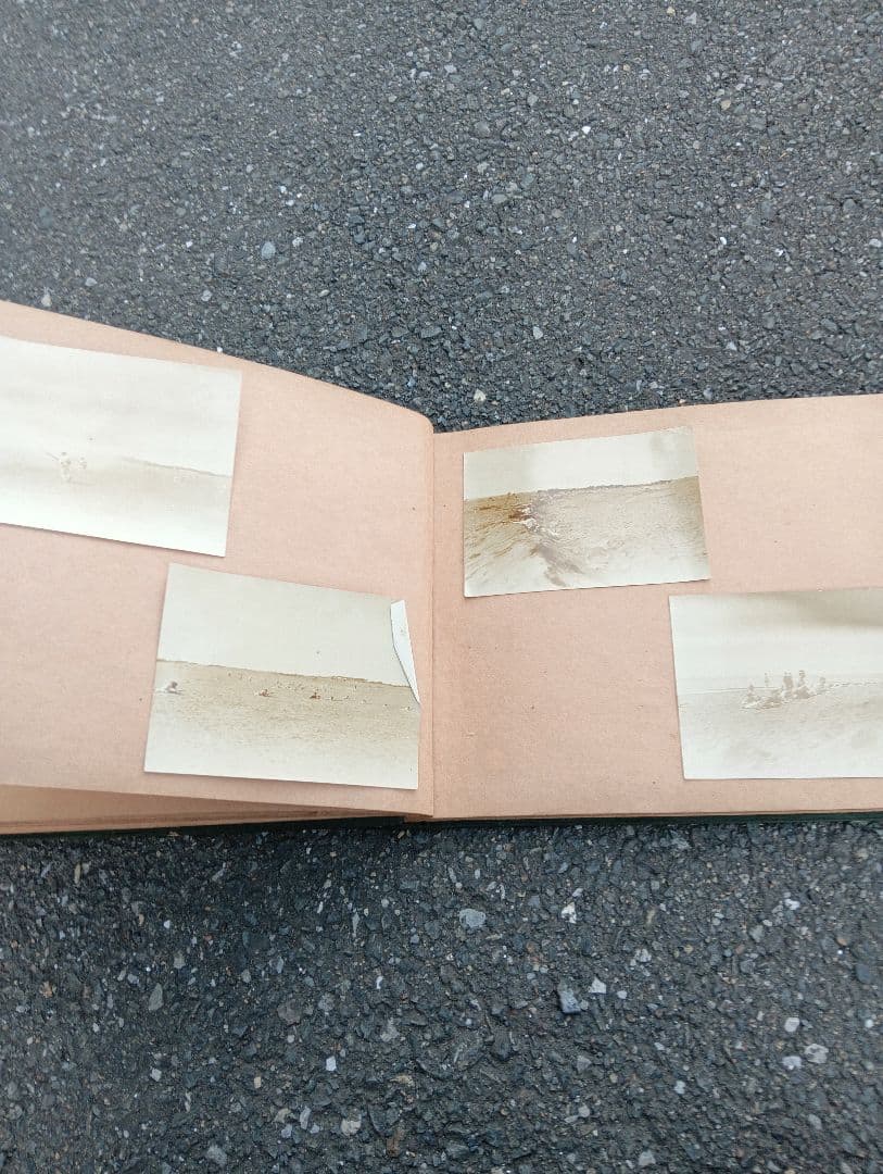 海軍兵のアルバム１冊　　生写真　約100枚貼り込み　戦争　軍人　軍隊　風俗資料