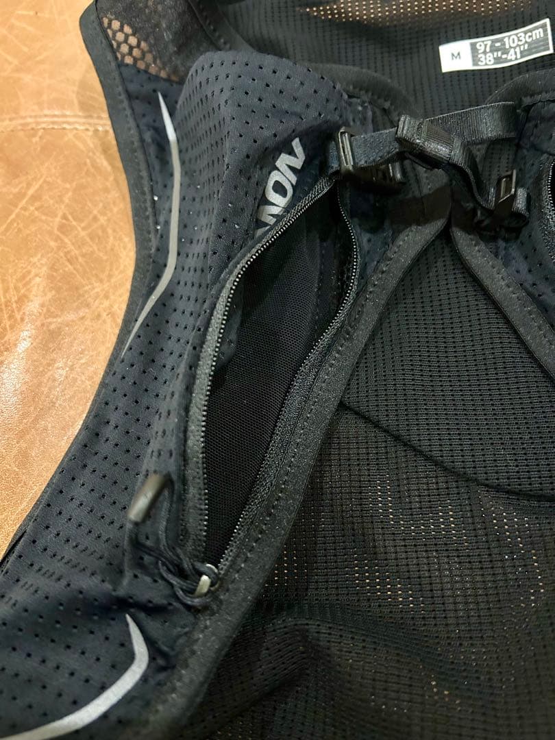 smart！　サロモン パルス2 ザック ランニングベスト フラスク付き