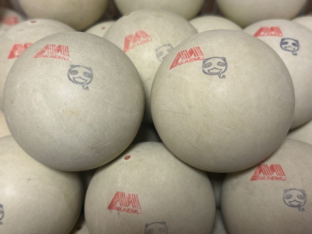 中古ソフトテニスボール　60球　アカエム公認球57球+ケンコーボール3球