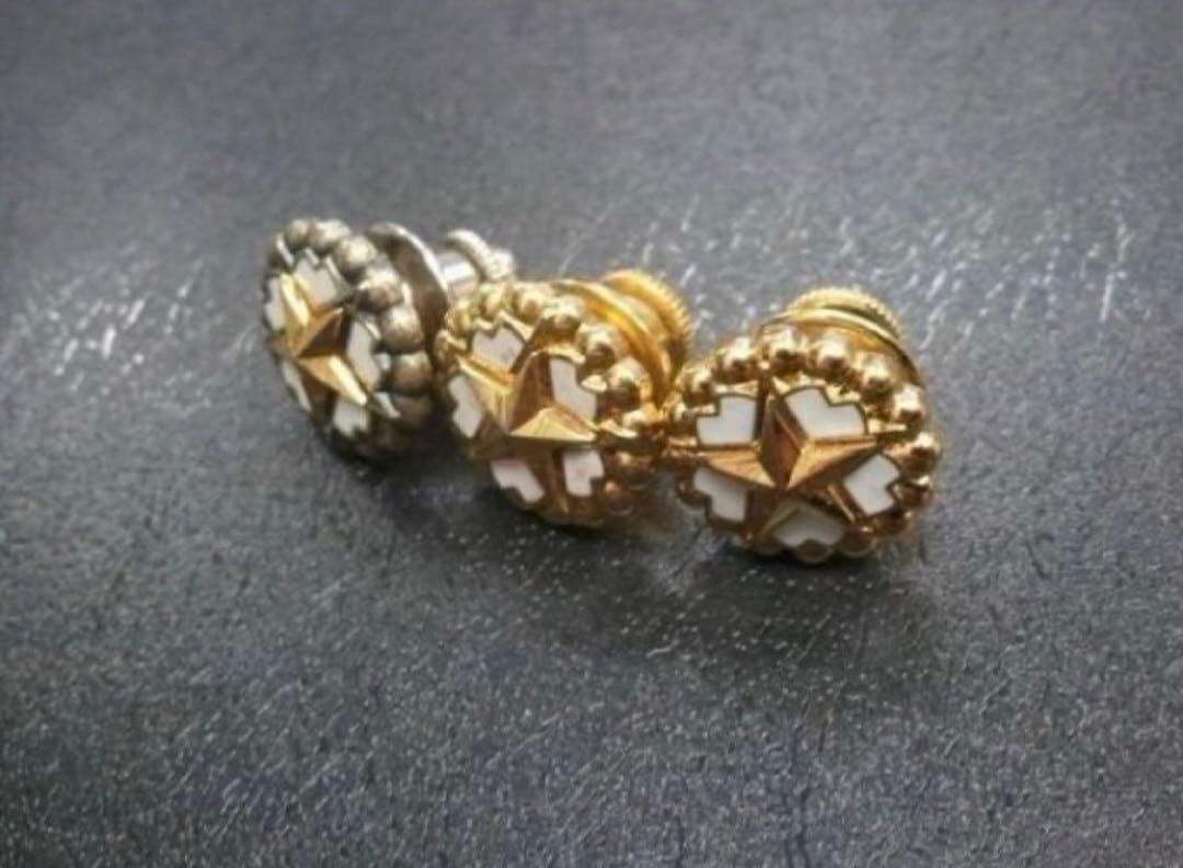 【徽章・記章】社団法人軍短協会 軍短バッジ・旧軍恩欠者全連記章 /階級章