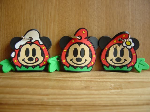 ♯Fta17Ctディズニーキャラいちごキーカバー全6種
