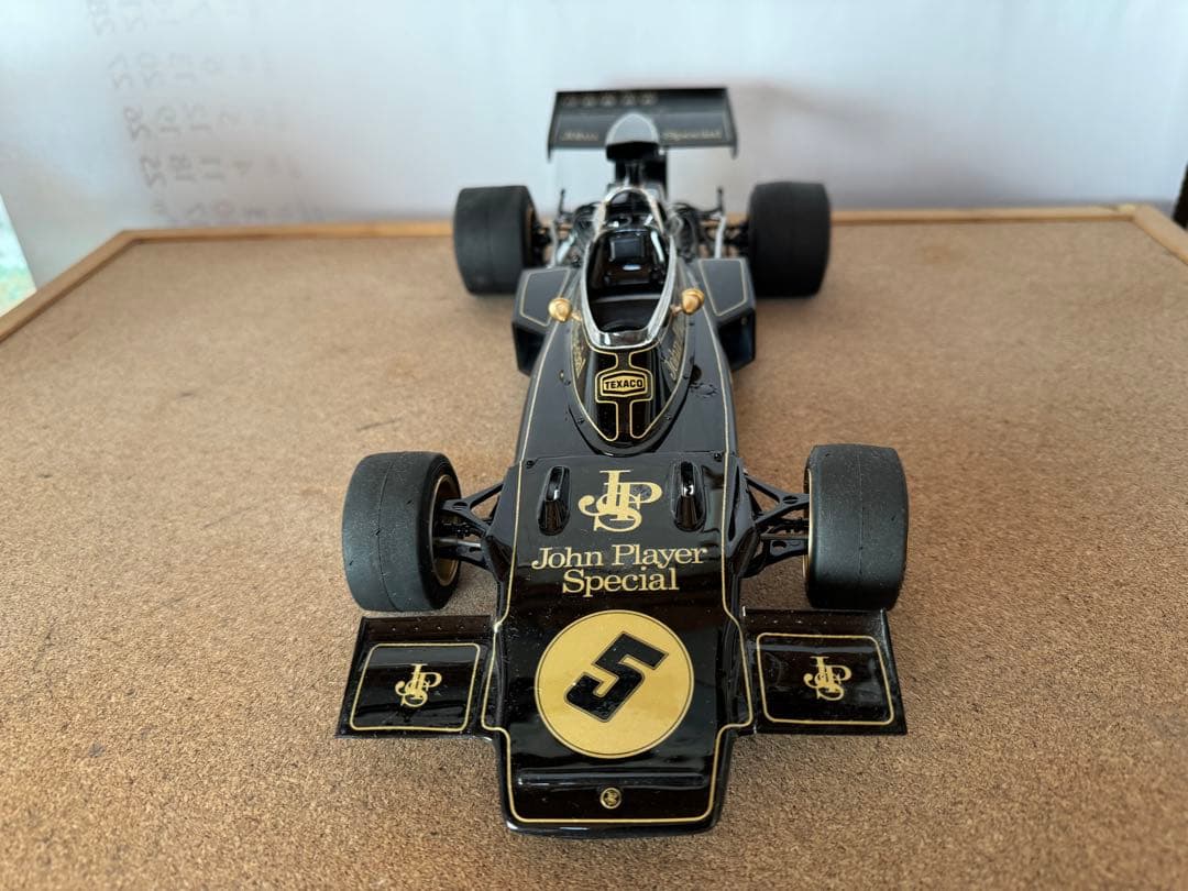 1/12 タミヤ製　JPSロータス72D完成品