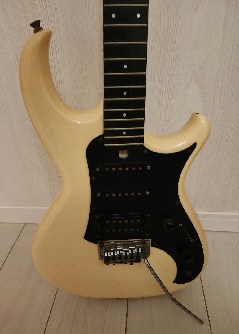 アリアプロ2　RS　WILDCAT エレキギター　中古品