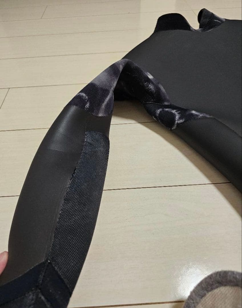 QUIVER セミドライ ウェットスーツ 黒