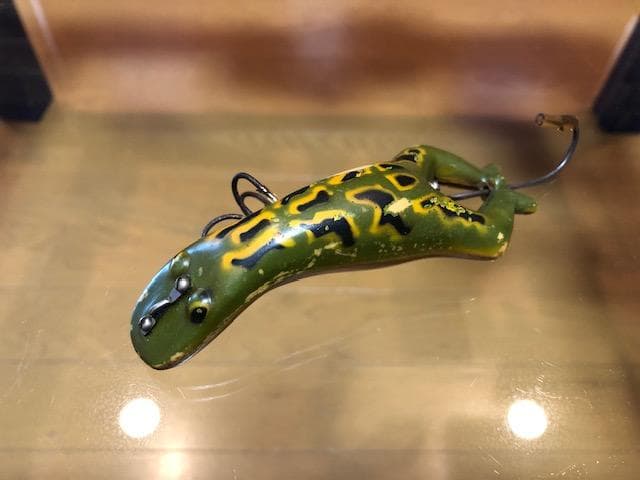 Heddon ヘドンルーニーフロッグ 4個セット