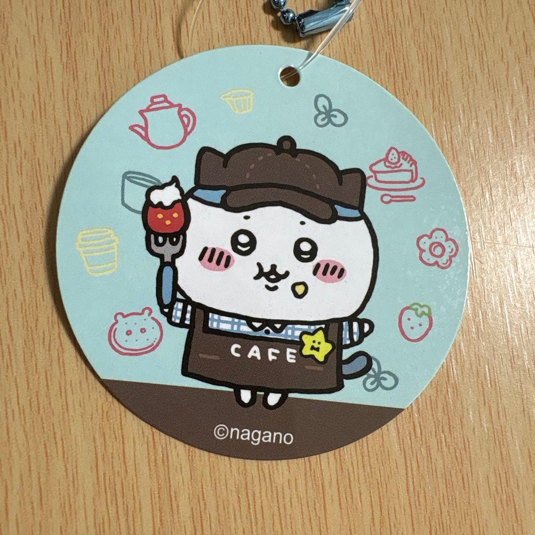タグ付き ちいかわ カフェの店員さん マスコット ハチワレ