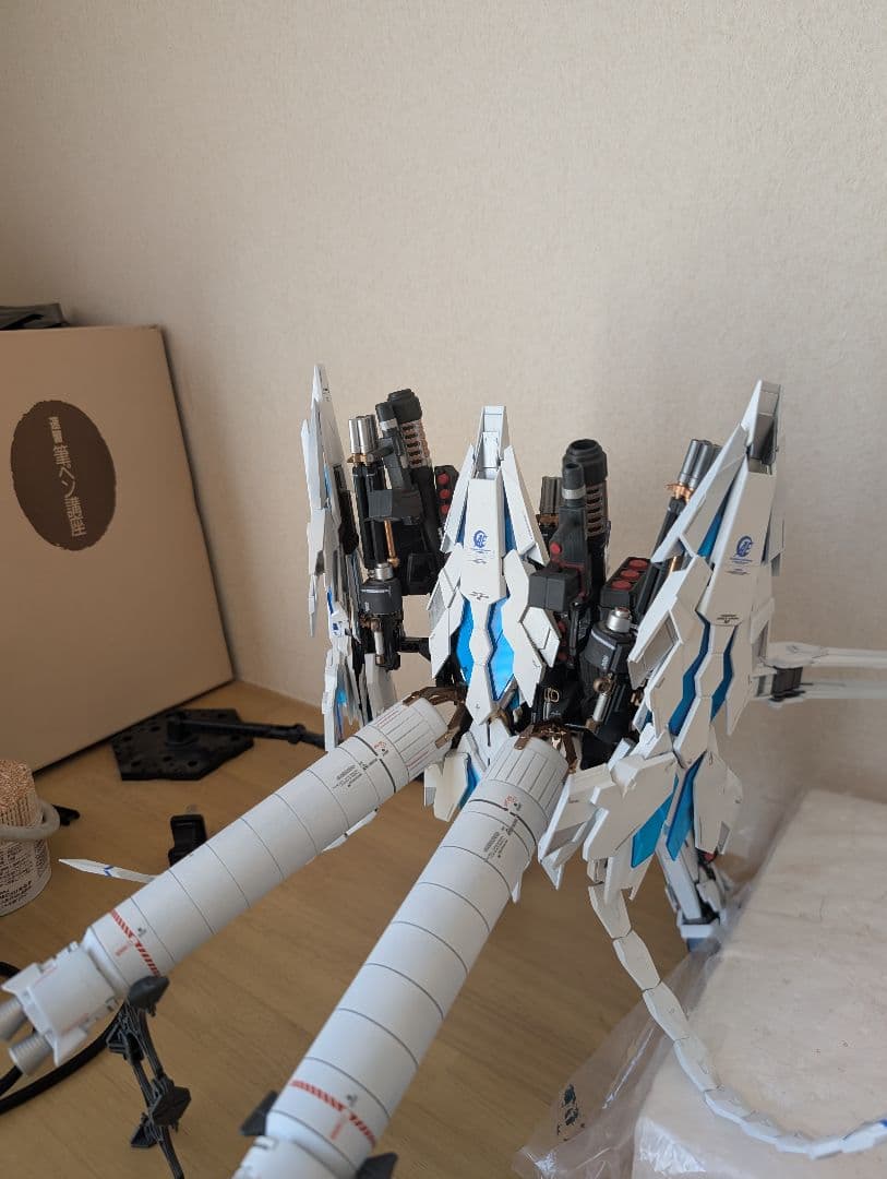 MG 1/100 ユニコーンガンダム ペルフェクティビリティ ディバイン 換装