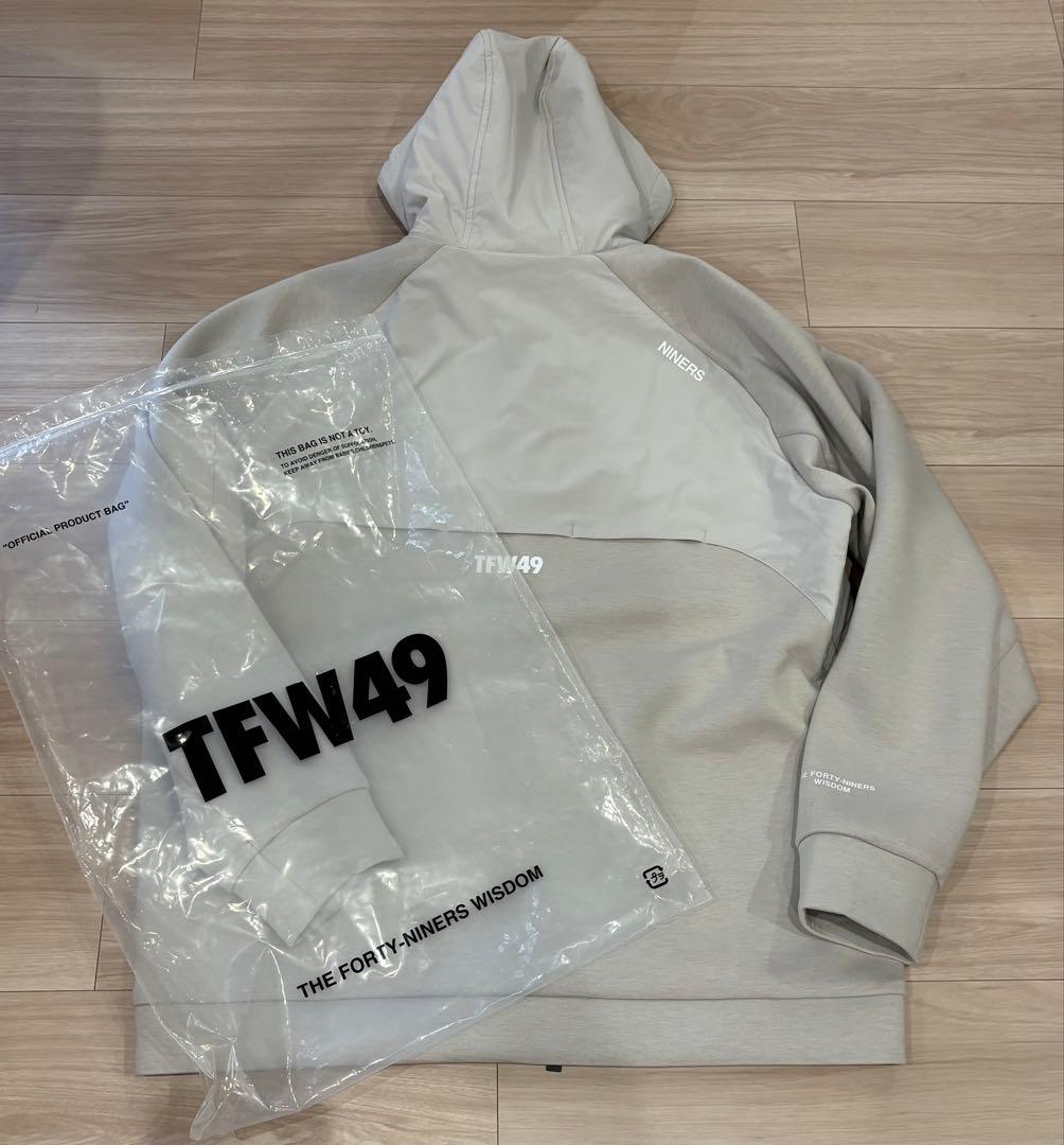 新品未使用 タグ付きTFW49 ゴルフジャンパーXXL