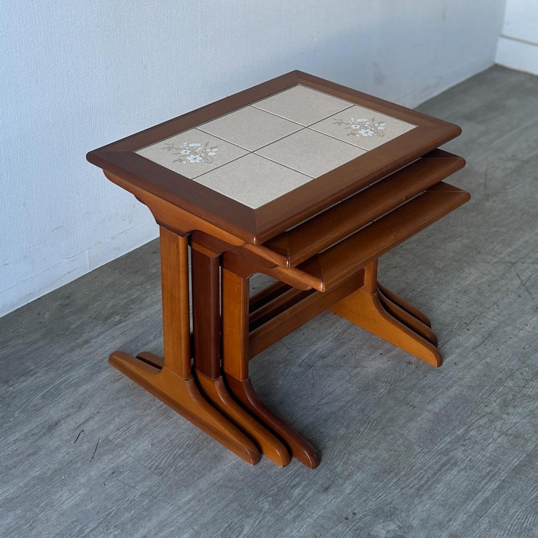 イギリス アンティーク家具 タイルトップ ネストテーブル 1960年頃 948A