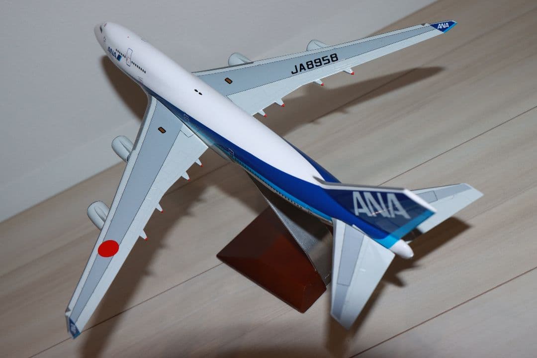ANA ボーイング747-400 NH20064 1:200 ギヤ無し