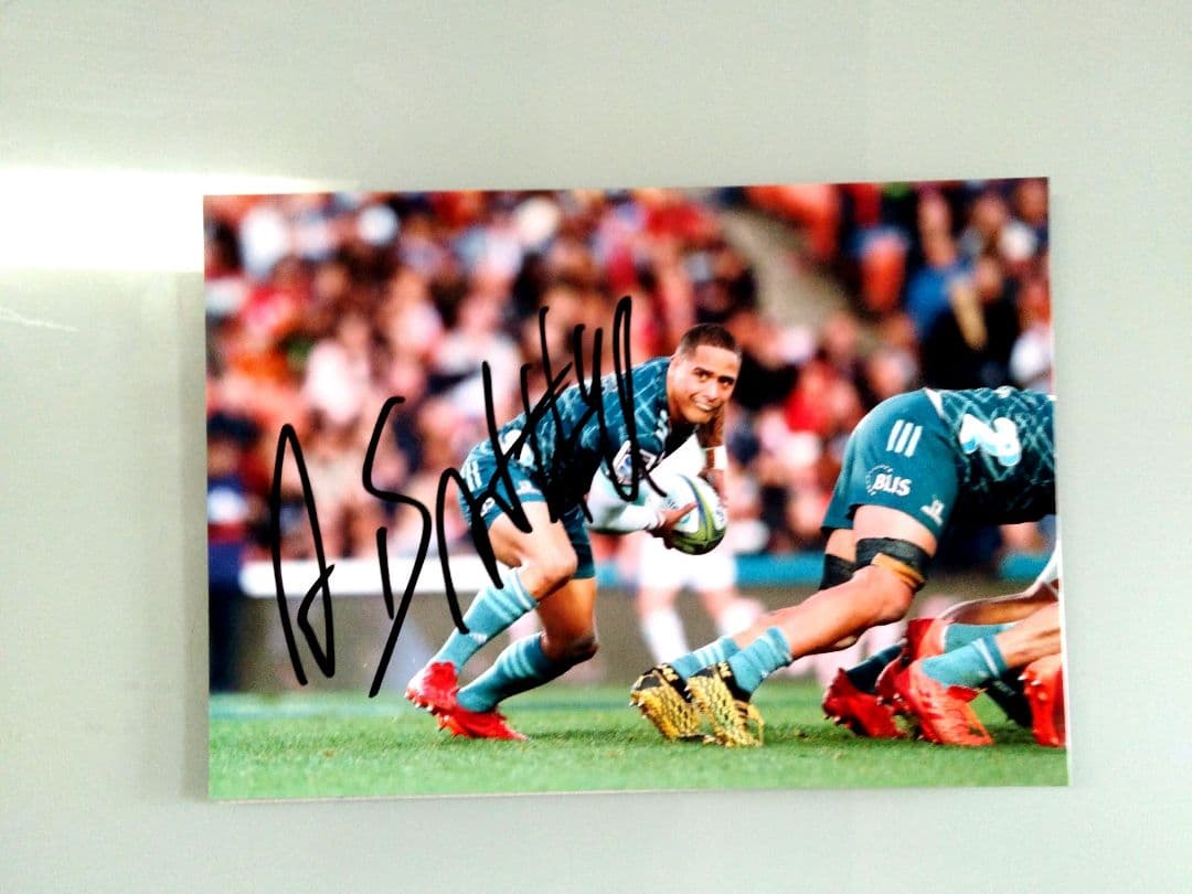 セール中…アーロン・スミス直筆サイン入り2Lサイズ写真…ニュージーランドラグビー
