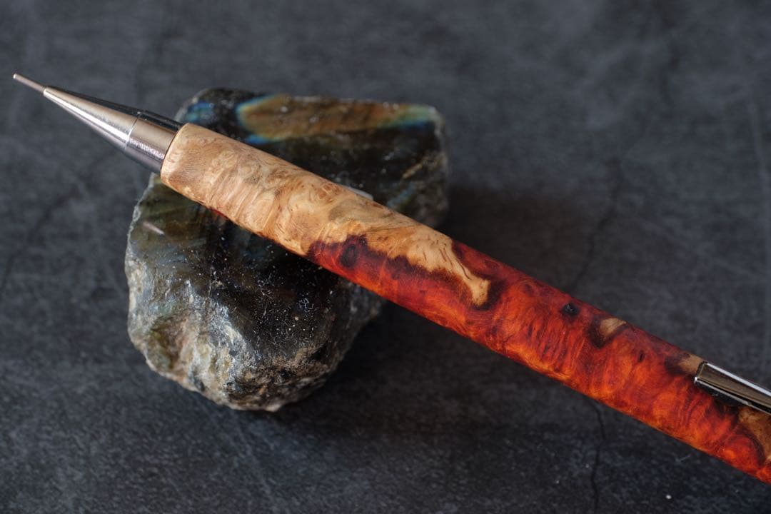 PG5木軸カスタム0166　高村杢工房 製図用シャープペンシル　花梨瘤極上の紅白