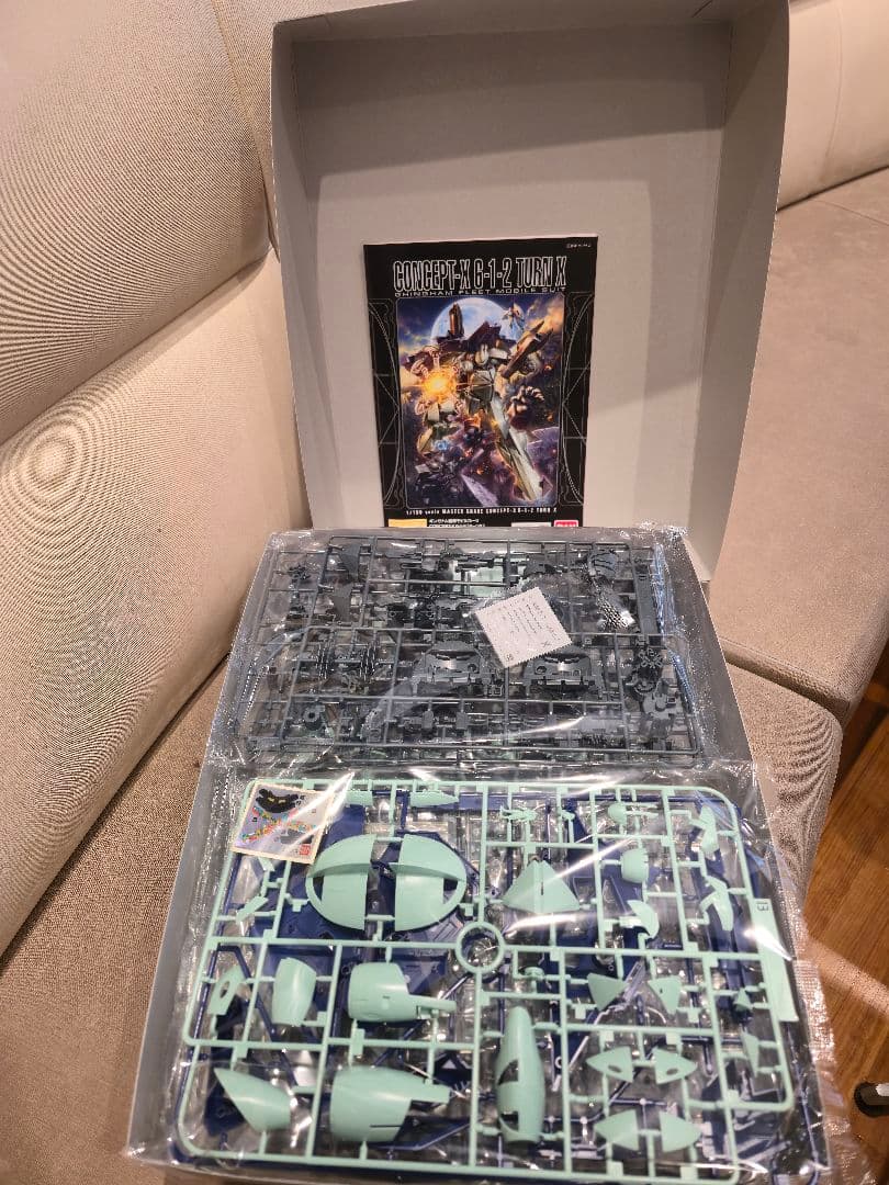 新品未開封 MG 1/100 Concept-X6-1-2 ターンエックス