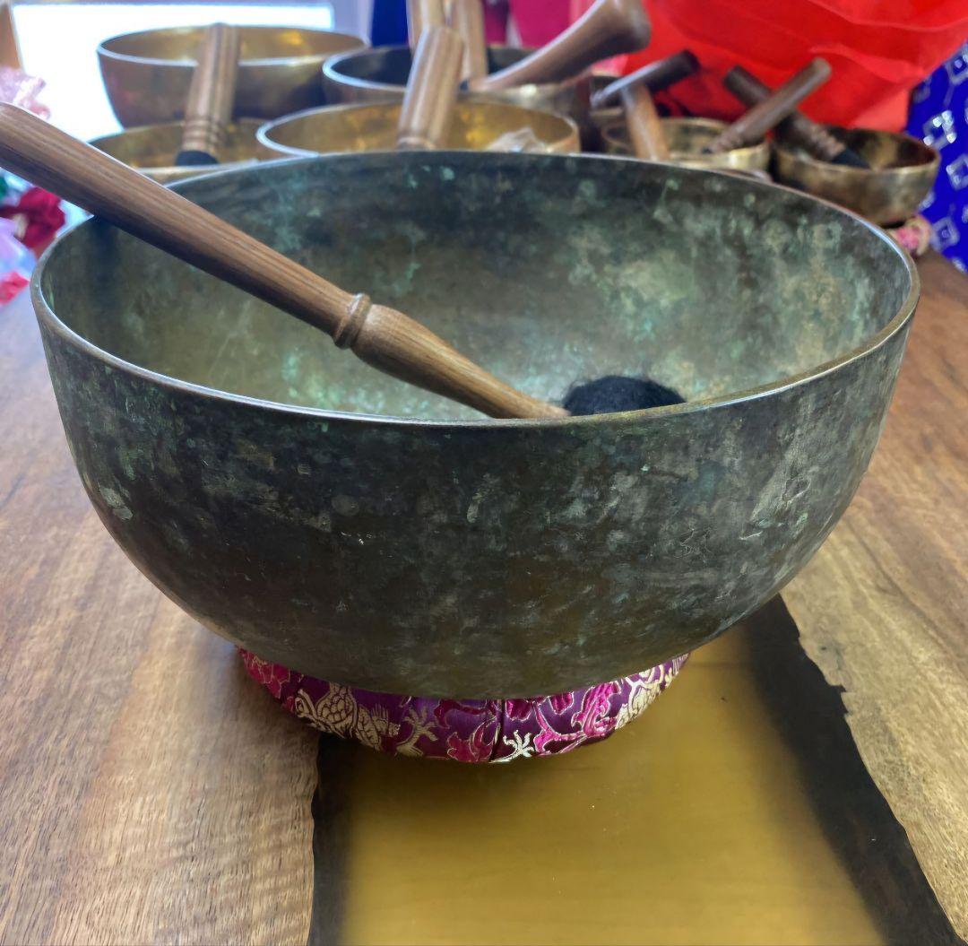 Sale !!saleシンギングボウル 23.5 cm アンティーク