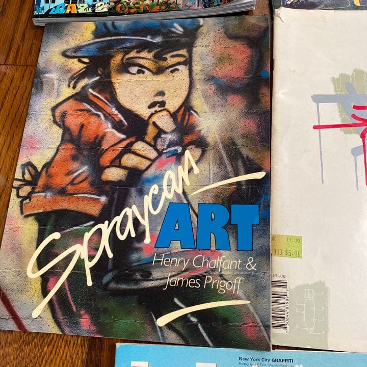 ART 文化　スプレー　ストリートアート　本　雑誌