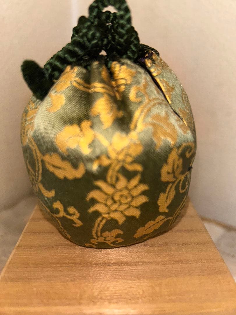 茶道具 棗 金色と緑色の模様 木箱付き