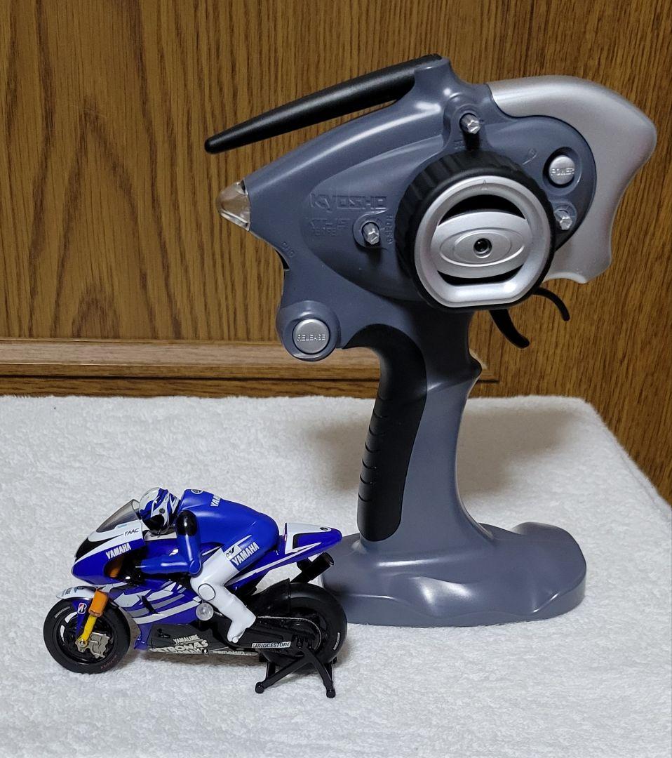 京商　ミニッツモトレーサー　YAMAHA　YZR-M1