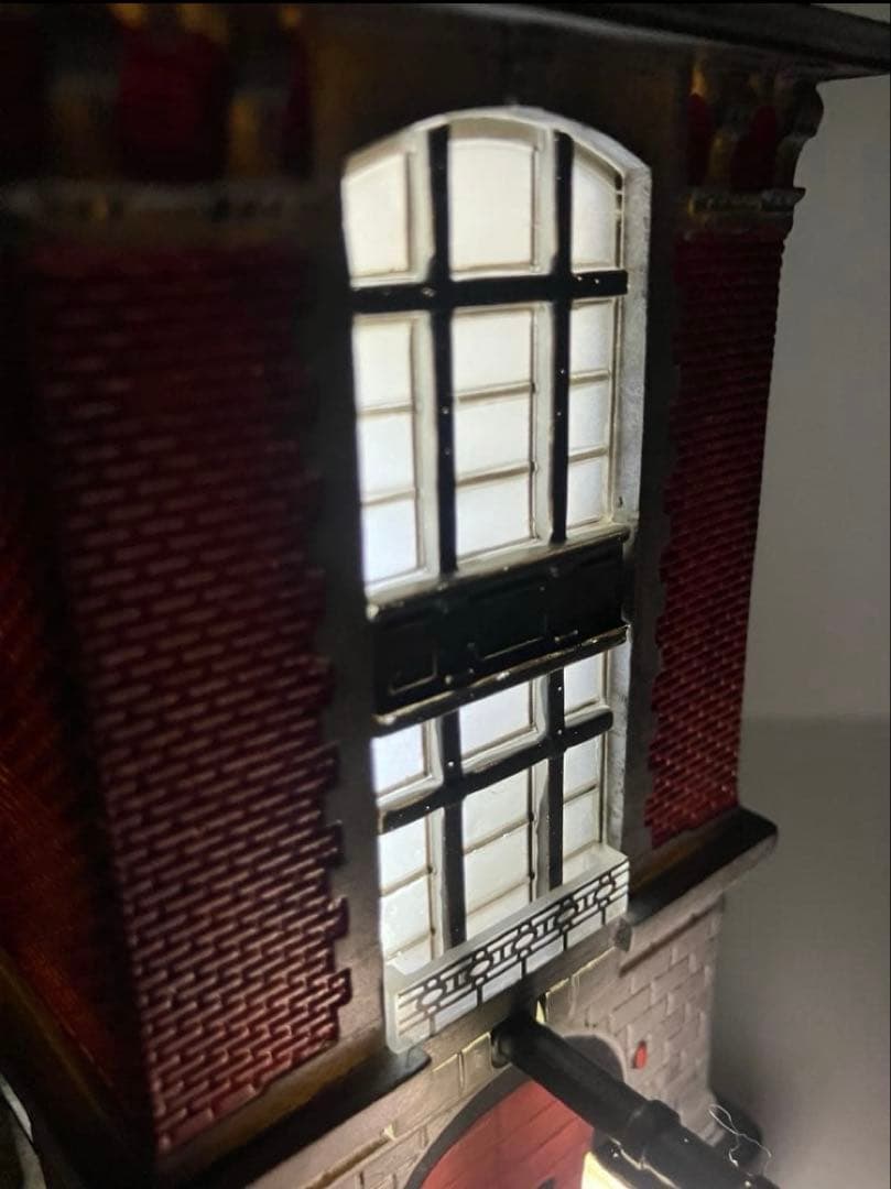 世界限定1984個 ゴーストバスターズ ライトアップスタチュー ファイアハウス