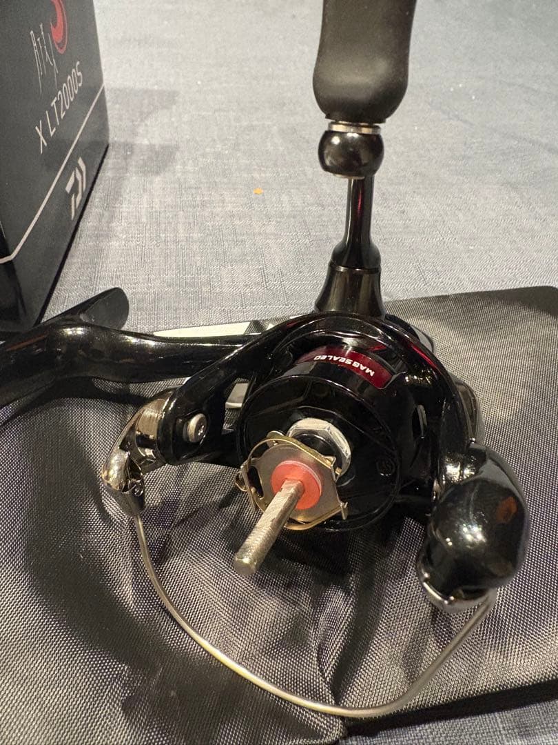 Daiwa LT 2000S スピニングリール