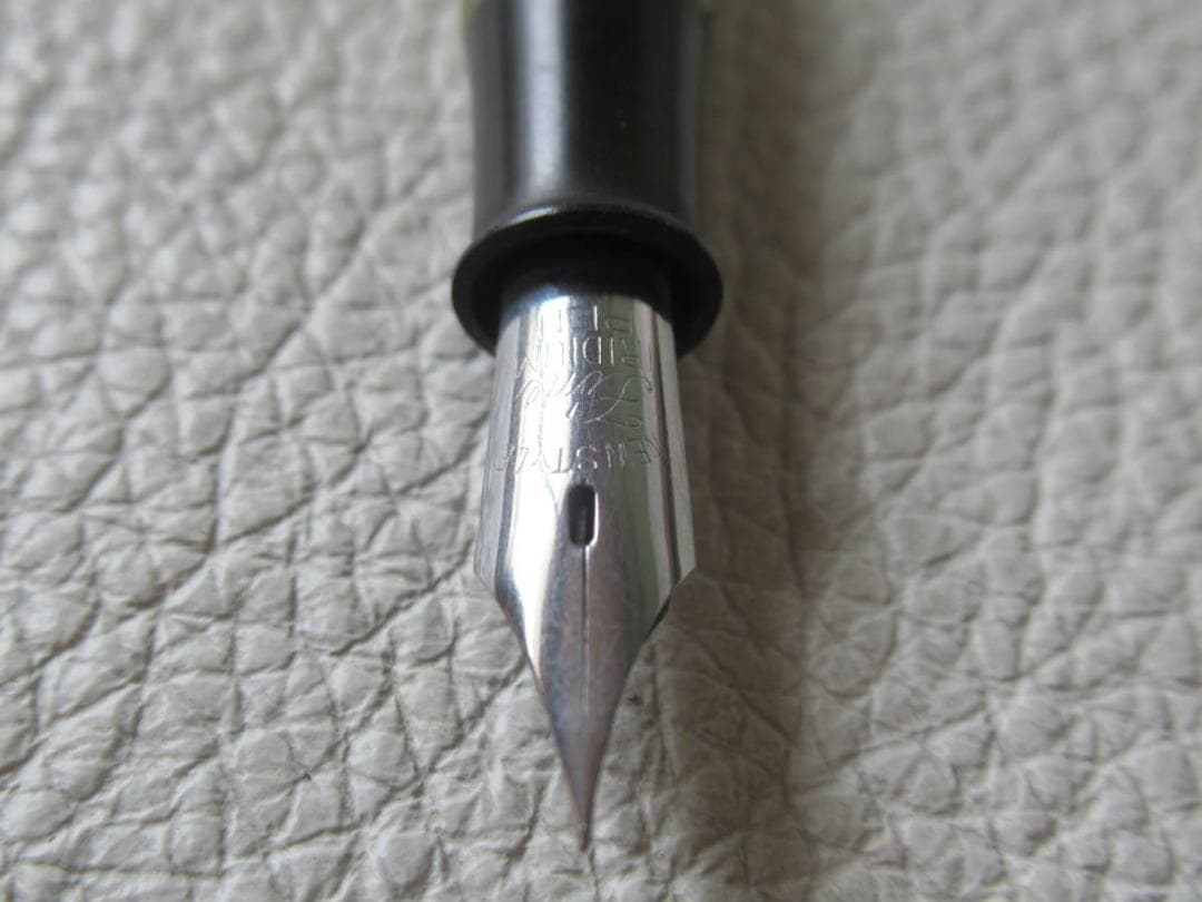 ◆未使用 希少 1950年頃ラベル付◆今は無き 杉田万年筆 ライン セルロイド製