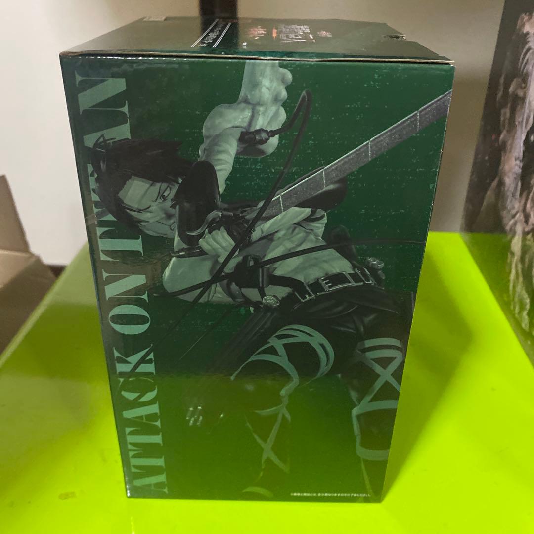 「新品未開封」一番くじ進撃の巨人地鳴らしB賞リヴァイ、おまけ付き