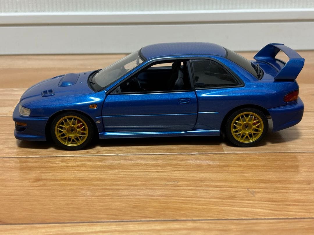 オートアート 1/18 スバル インプレッサ 22B ジャンク