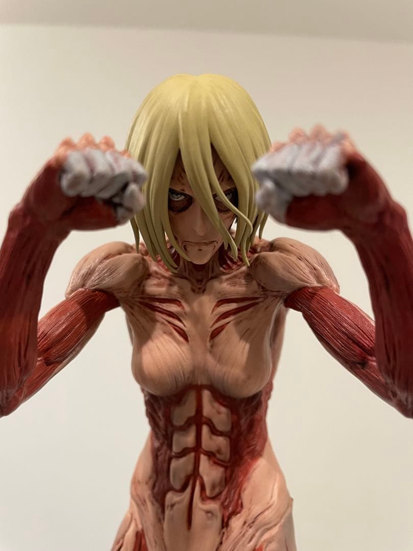 一番くじ 進撃の巨人～壁の外の世界～ラストワン　エレン　女型の巨人セット➕下位賞