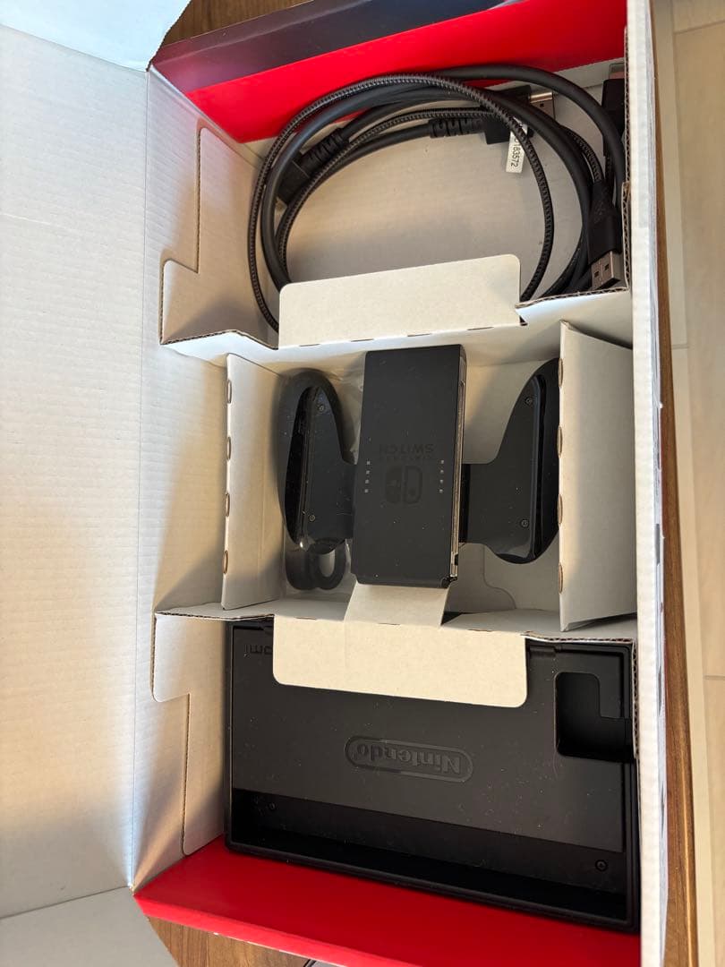 【美品】Nintendo switch ニンテンドースイッチ本体