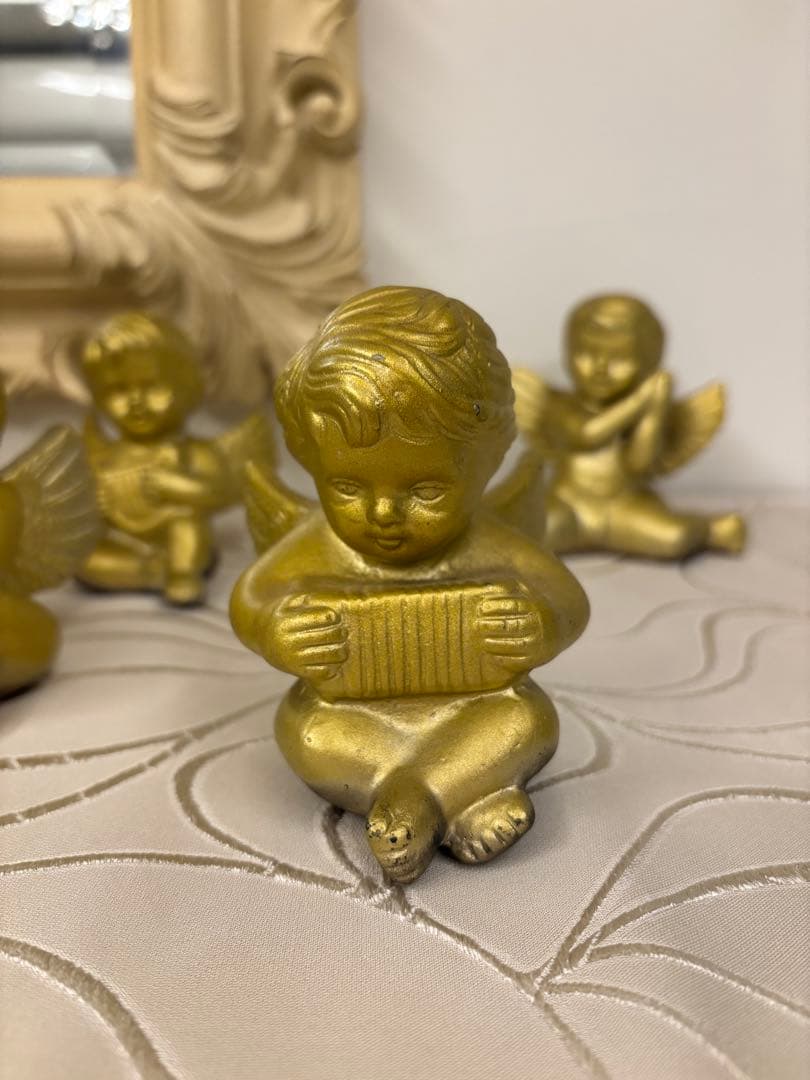 ゴールドの天使の置物 5体セット