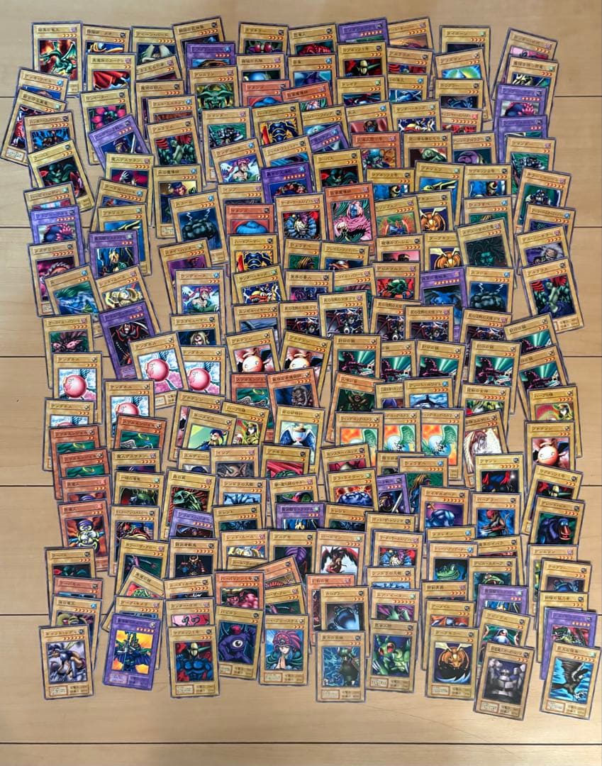 遊戯王OCG デュエルモンスターズ 初期　モンスター　ノーマル　1000枚以上