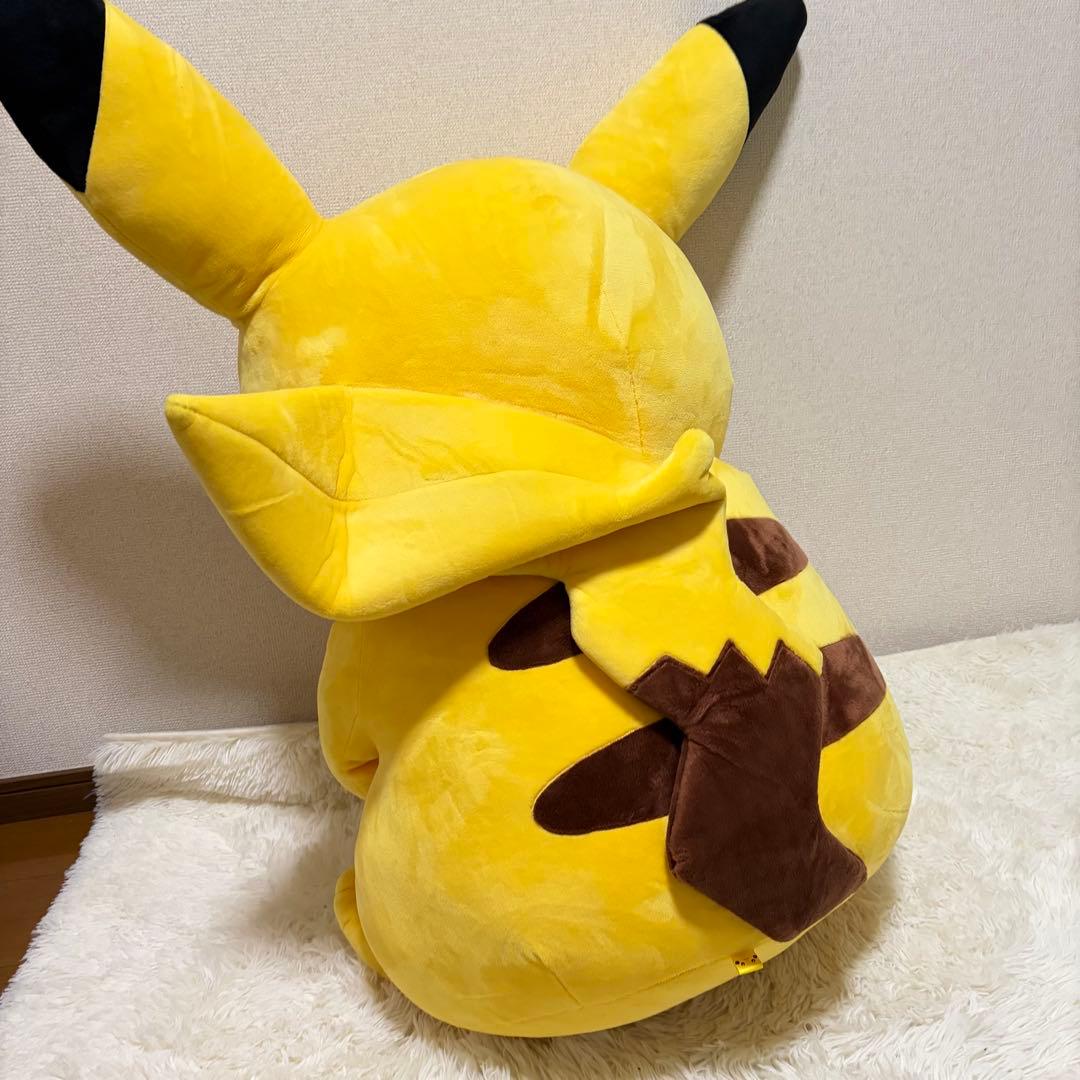 【美品】 ポケモンセンター 限定品 ピカチュウ 40インチ 特大 ぬいぐるみ