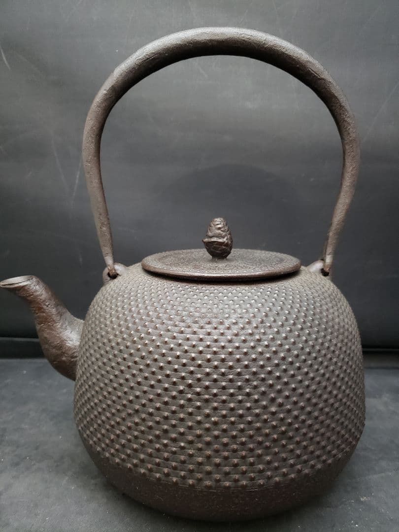 南部鉄瓶　照光堂　南部鉄器　あられ