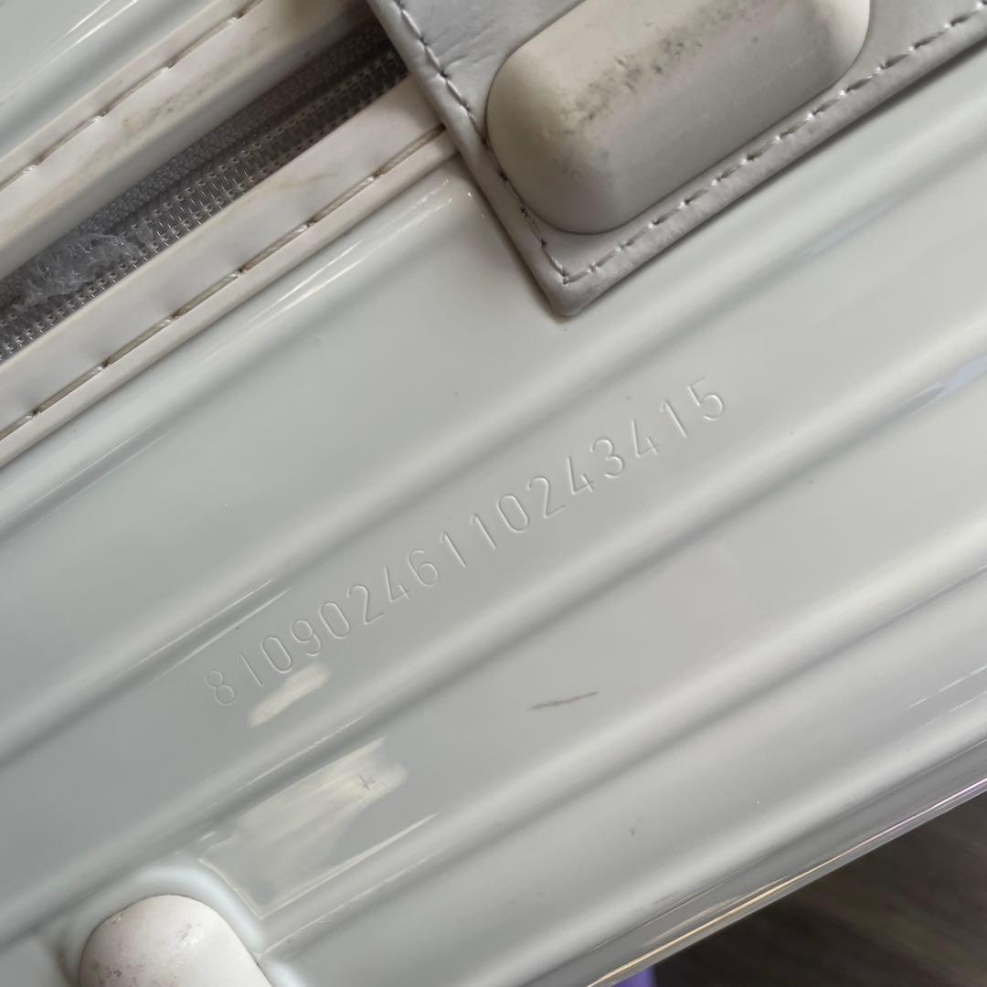 RIMOWA アローズ別注 SALSA エクリュ 82L チェックインL相当