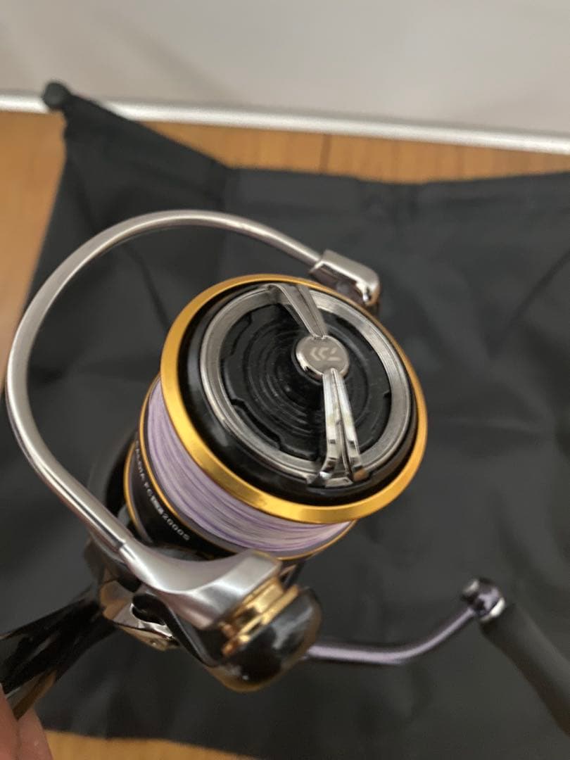 【極美品】21CALDIA FC LT 2000S スピニングリール