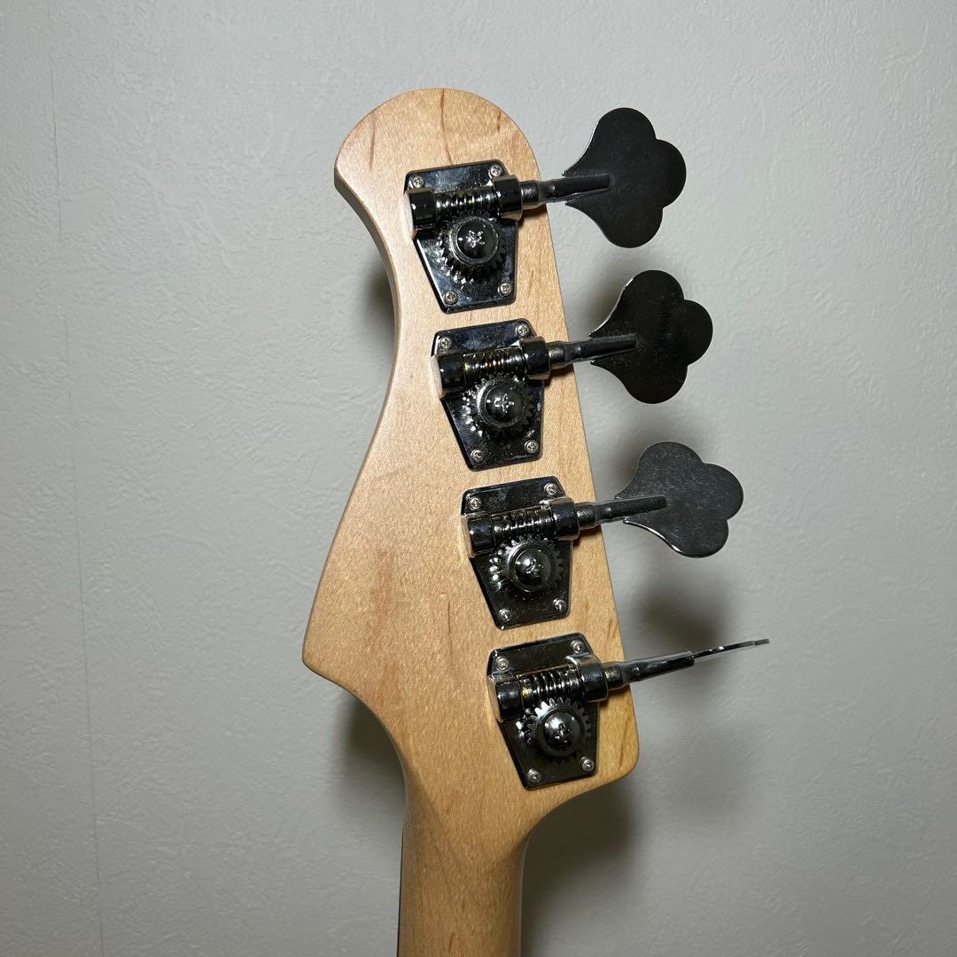 Bacchus サンバースト エレキベース