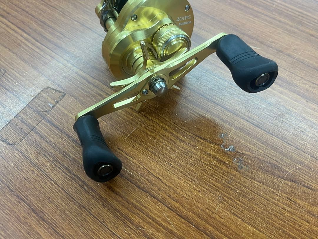 【新品】シマノ オシアコンクエスト201PG 左巻き　オフショアリール
