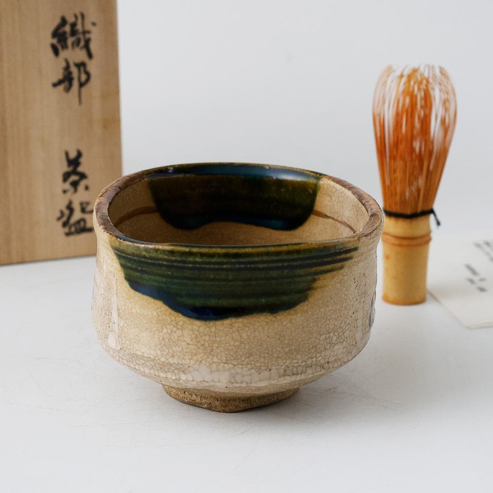 美品 宮地成和 織部焼 茶碗 共箱 栞 人気の美濃焼 織部茶碗
